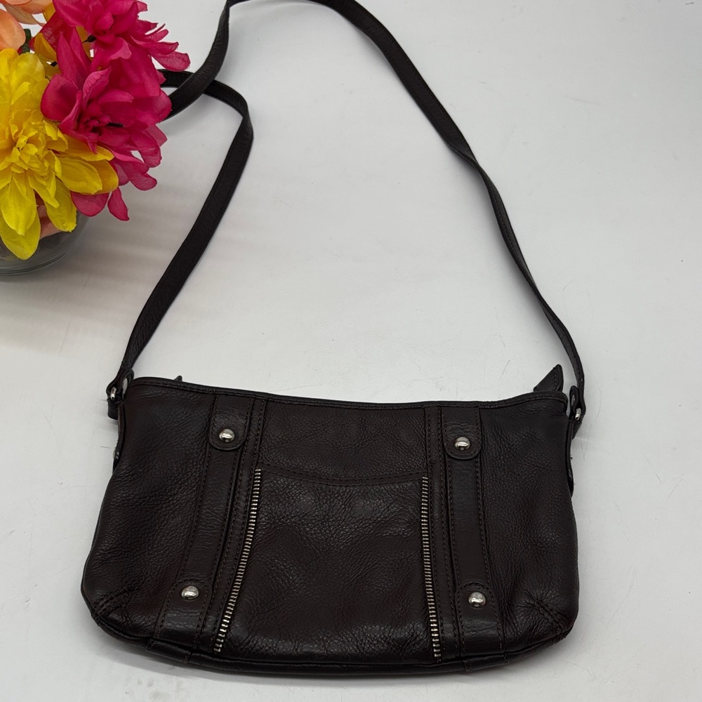 Elegant Brown Leather Shoulder Bag BP9317F